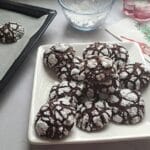 Chocolate crinkle cookies