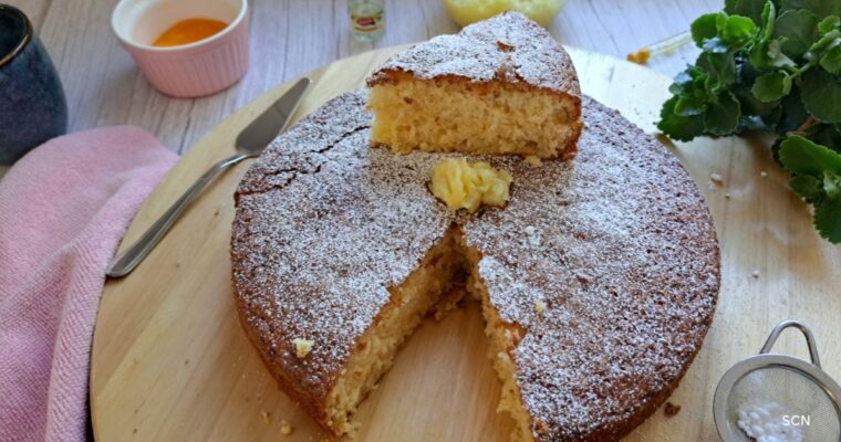 Pineapple cake