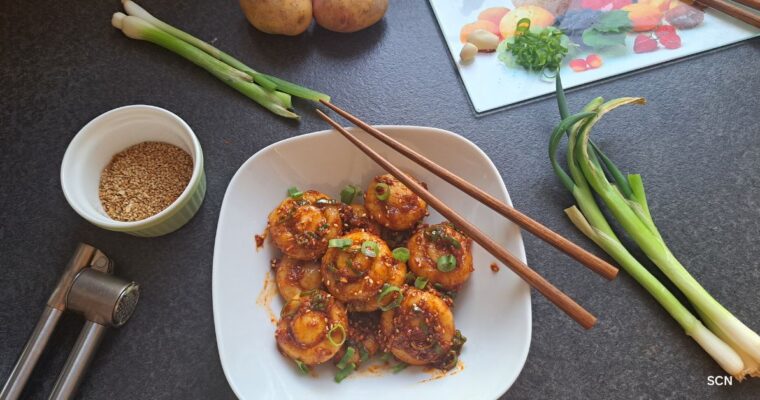 Korean chilli garlic potatoes