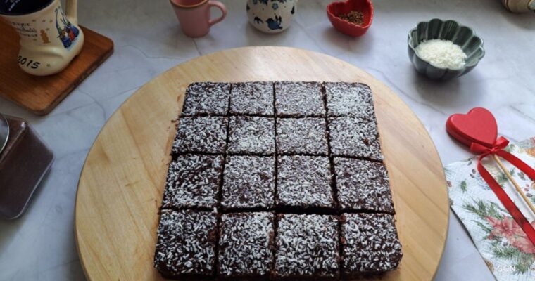 Kärleksmums (Swedish chocolate-coffee cake)